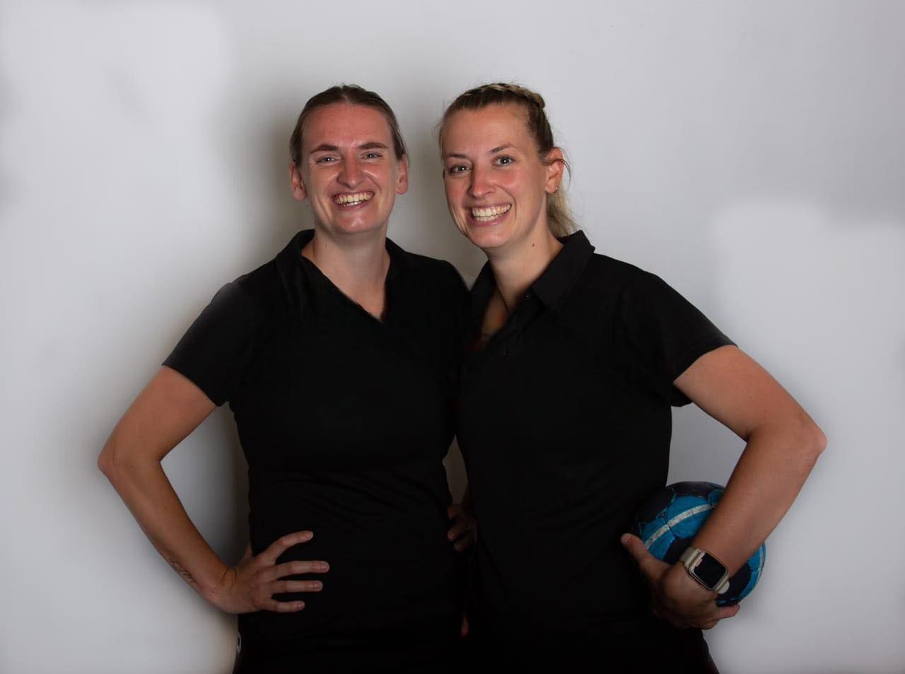 Trainersduo Lara en Kyra Gommans kiest voor HMC